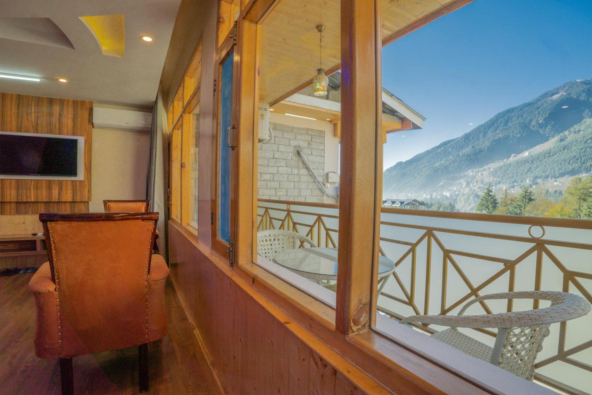 Hill River Resort - Central Heated & Air Cooled - Near Mall Road , Best Property Of Manali 2024- 2025 Exterior photo