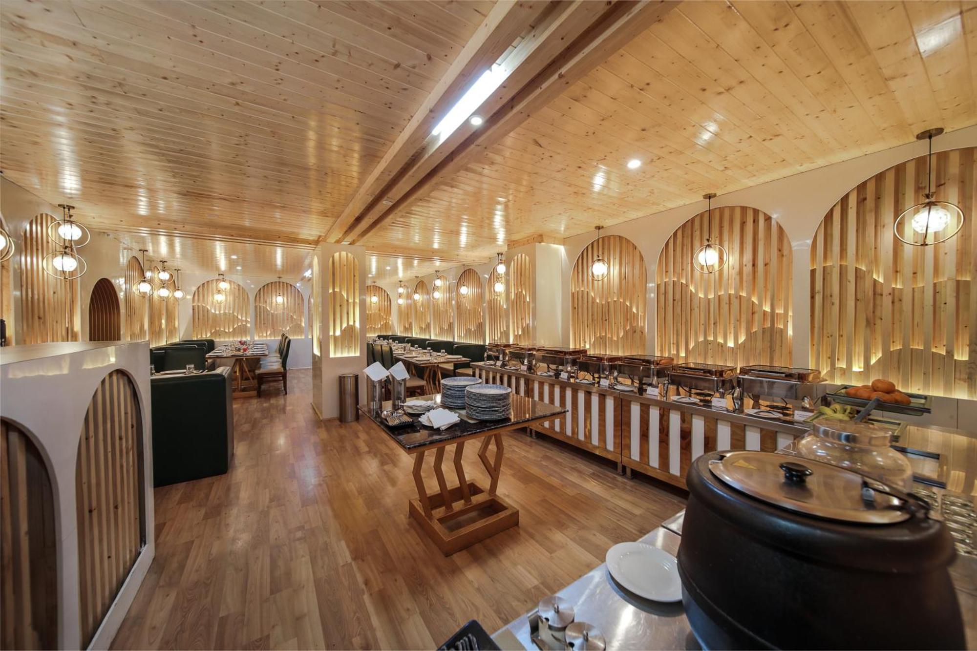 Hill River Resort - Central Heated & Air Cooled - Near Mall Road , Best Property Of Manali 2024- 2025 Exterior photo