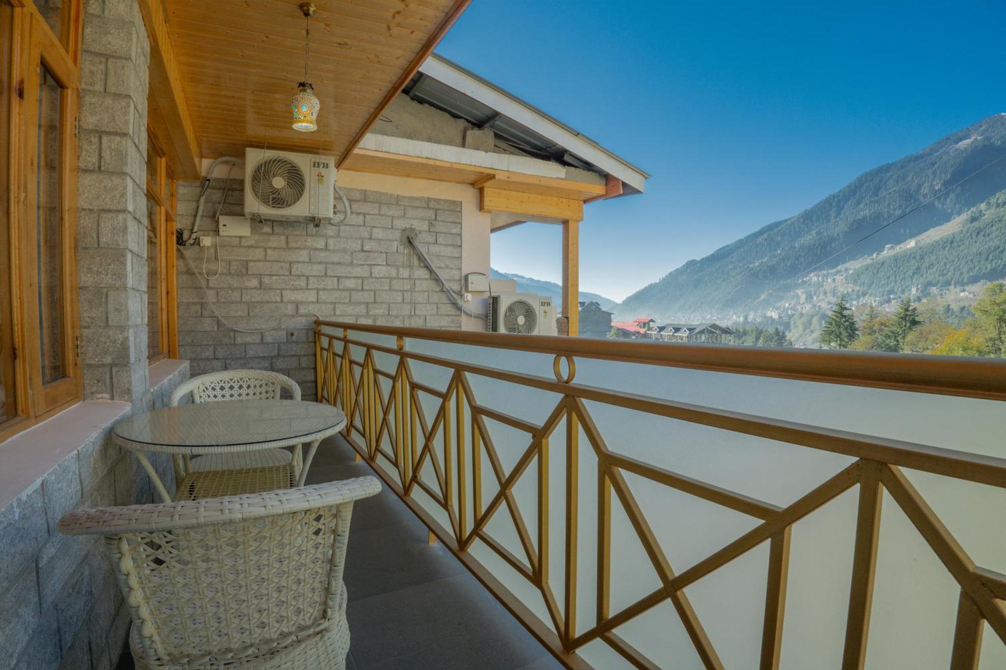 Hill River Resort - Central Heated & Air Cooled - Near Mall Road , Best Property Of Manali 2024- 2025 Exterior photo