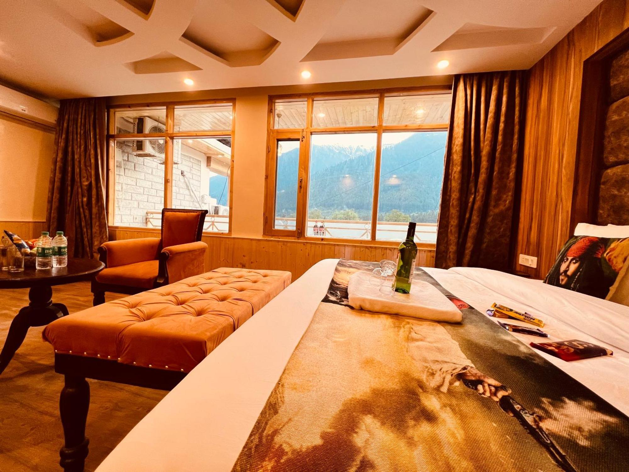Hill River Resort - Central Heated & Air Cooled - Near Mall Road , Best Property Of Manali 2024- 2025 Exterior photo