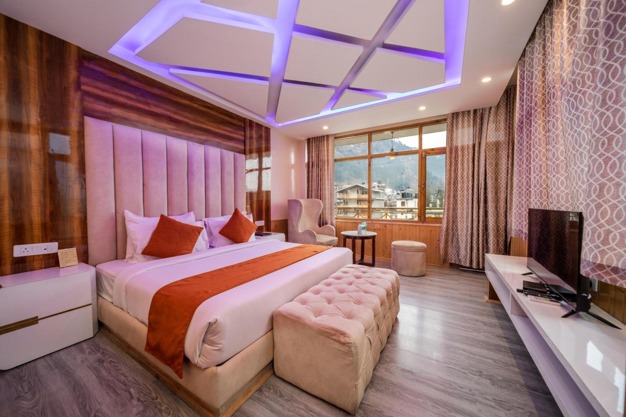 Hill River Resort - Central Heated & Air Cooled - Near Mall Road , Best Property Of Manali 2024- 2025 Exterior photo